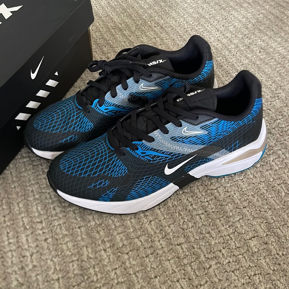 Nike ghoswift sneaker